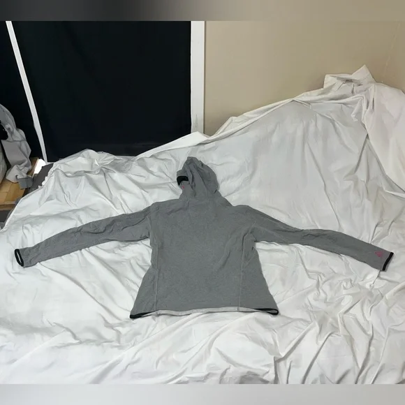 Nike ACG Snowboarding Hoodie - Picture 4 of 6